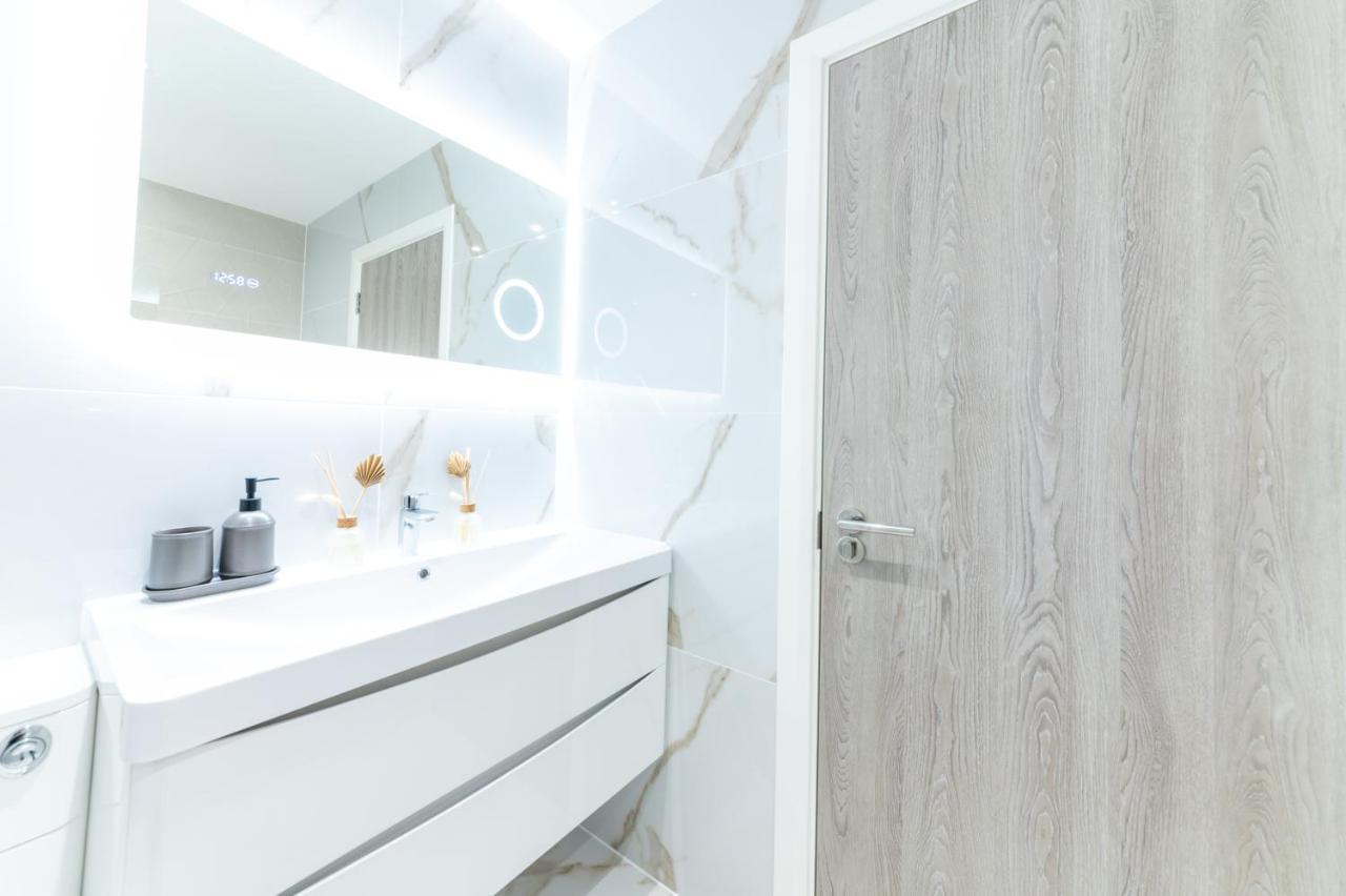 Luxury 2 Bedrooms - 2 Bathrooms - F5 Λονδίνο Εξωτερικό φωτογραφία
